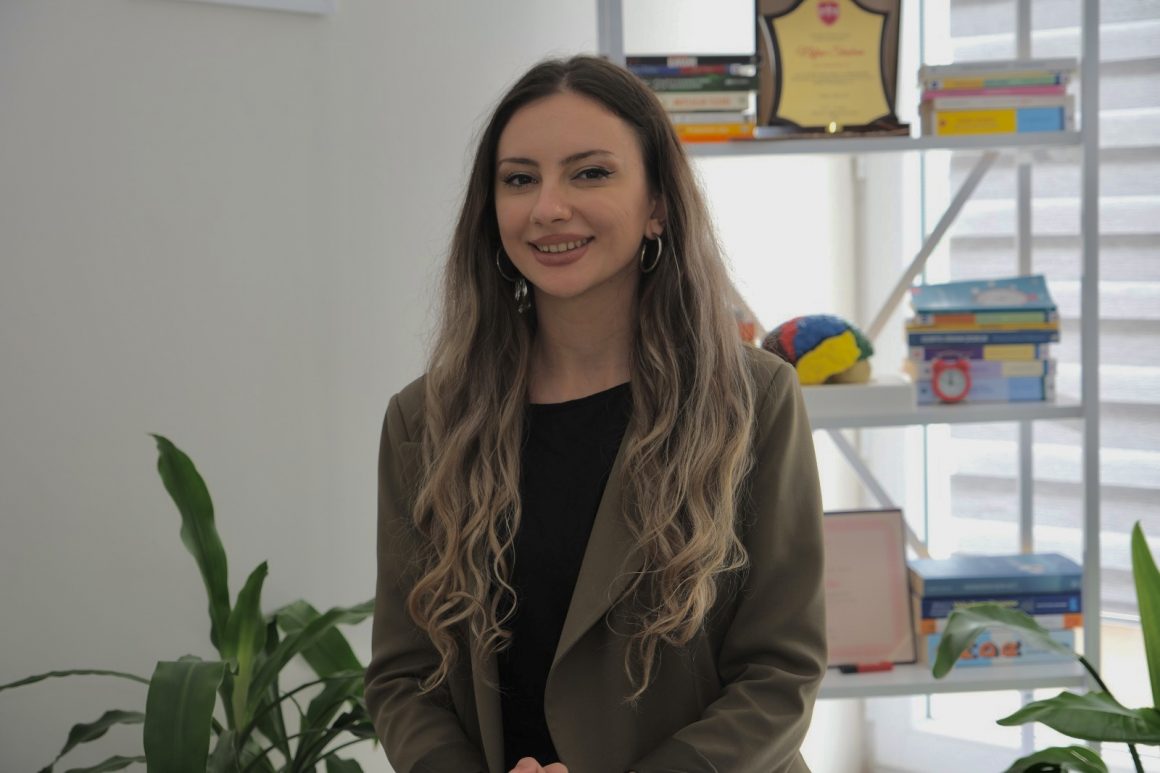 Interview with psychologist Nefise Şaban, an individual recognized as the best student of Generation 2019 and an esteemed part of our alumni community.